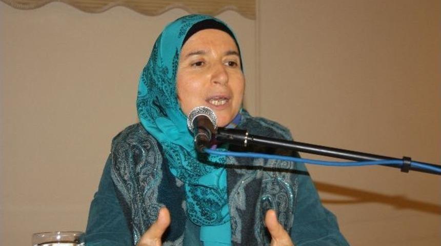 Ak Parti Siyaset Akademisi'nde Liderlik Anlatıldı