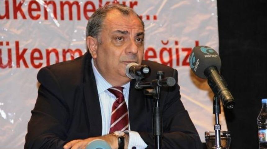 T&uuml;rkeş "babam T&uuml;rkeş&rdquo; Konferansında Babasını Anlattı