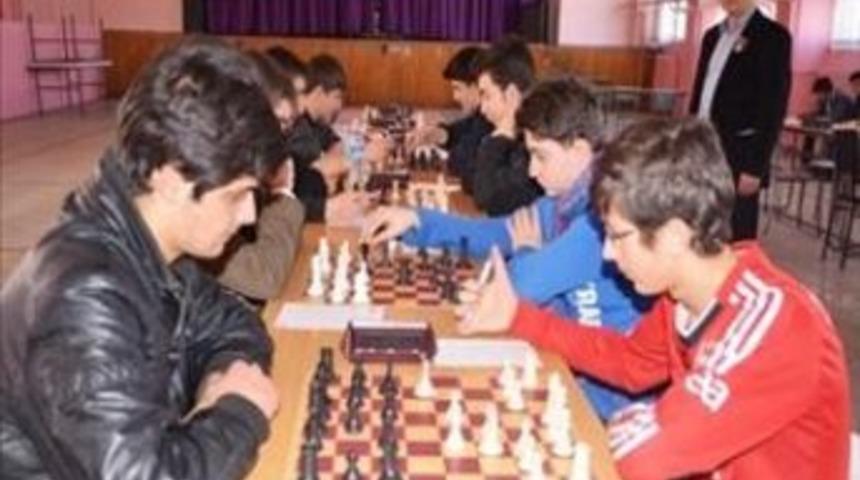 Satranca B&uuml;y&uuml;k İlgi