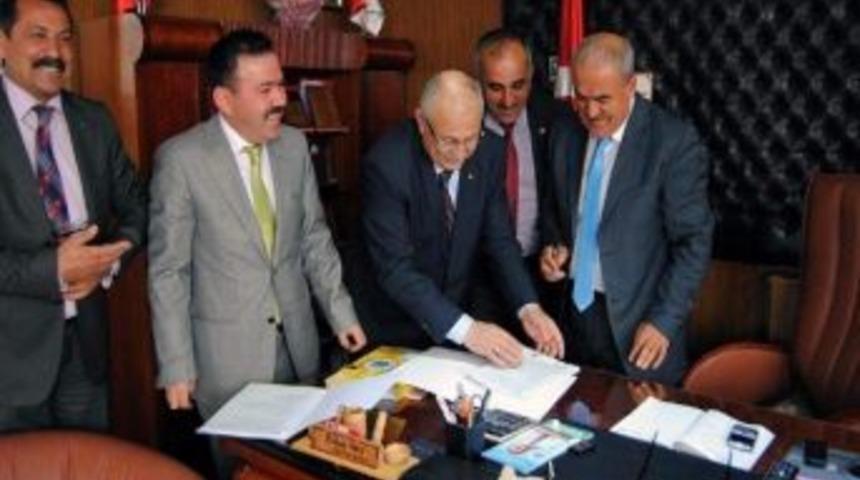 Kaman Belediyesinde Toplu İş S&ouml;zleşmesi Sevinci