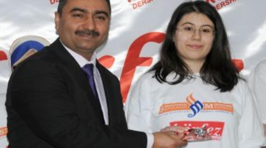 T&uuml;rkiye Yedincisi &Ccedil;ıkaran K&ouml;rfez Dershanesi Manisa&rsquo;nın Y&uuml;zakı Oldu