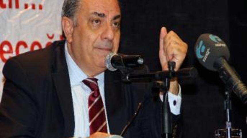 Tuğrul T&uuml;rkeş: "babam İdamlara Karşı &Ccedil;ıktığı İ&ccedil;in S&uuml;rg&uuml;n Edildi"