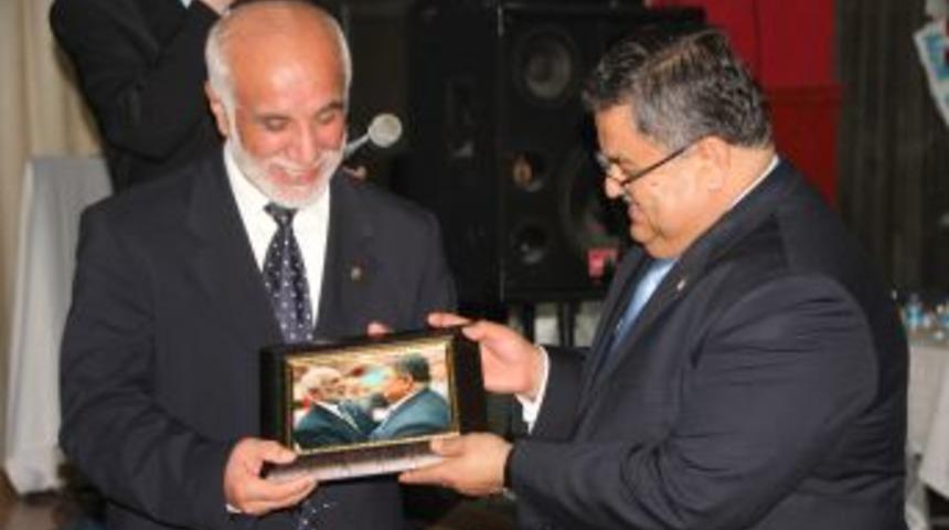 İl m&uuml;ft&uuml;s&uuml;ne veda yemeği