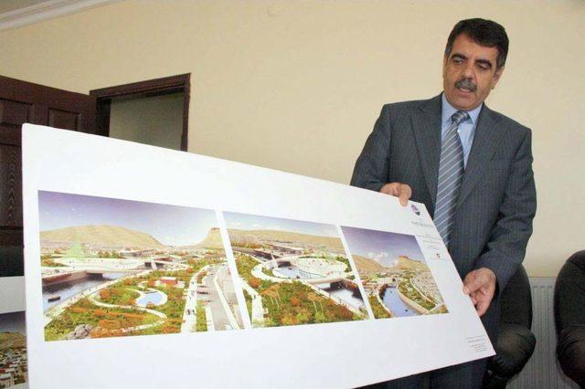 Bozkuş: Kars Için Vadettiğimiz 21 Projeyi Unutmadık