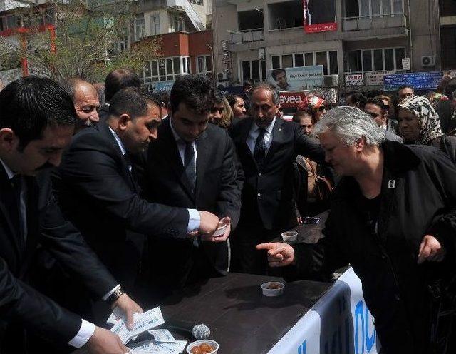 Gaziantep’te Başbuğ Türkeş Anıldı