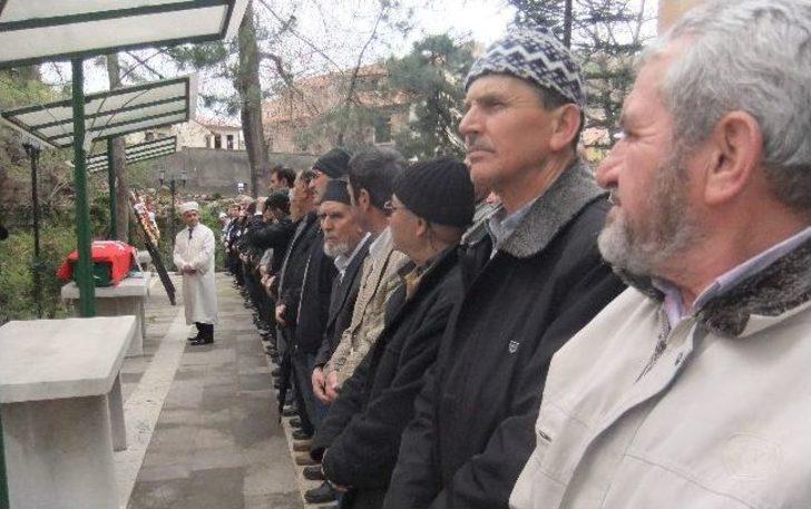 Oktay Aslanapa Son Yolculuğuna Uğurlandı G1