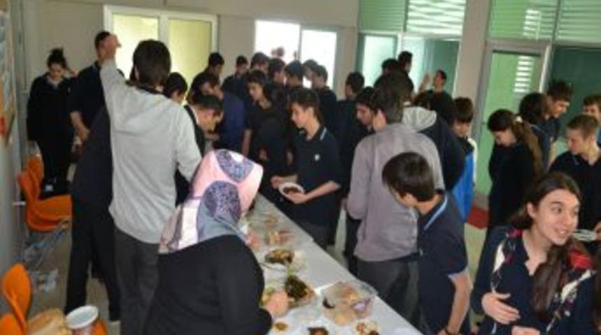 Toroslu Öğrenciler Vanlı Kardeşlerini Unutmadı