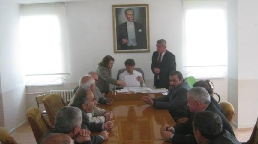 B&uuml;nyan Belediyesi 2013 Muhtarlar Toplantısı Yapıldı