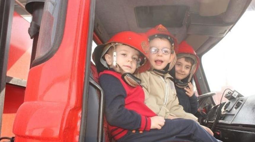 Miniklerden İtfaiyeye Ziyaret