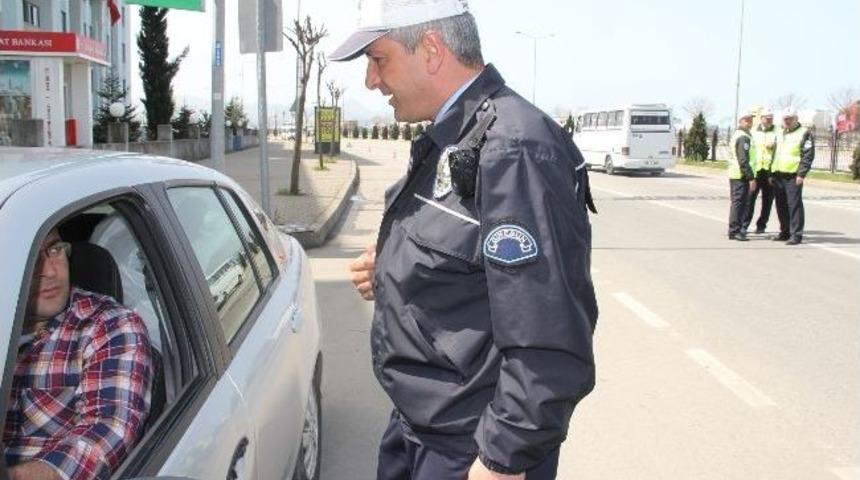 Giresun'da "&ccedil;otanaklar Emniyet Kemeri Takıyor, Hayata G&uuml;venli Bakıyor" Kampanyası Başlatıldı