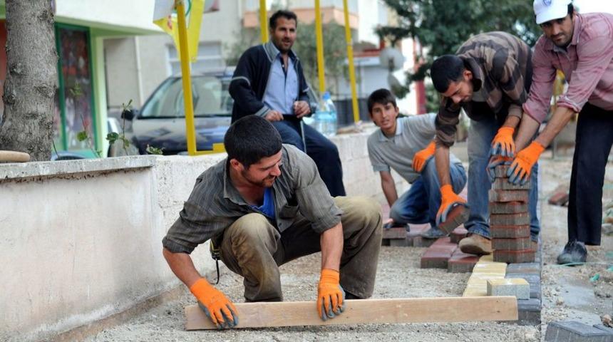 Dokuma&rsquo;da Kaldırımlar Yenileniyor