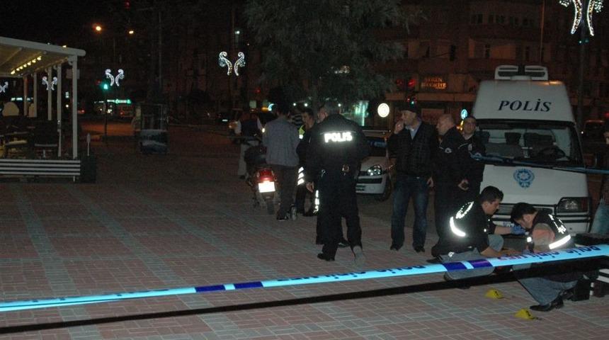 Pastane &Ouml;n&uuml;ndeki Pompalı T&uuml;fekli Saldırıda Arkeolog Hayatını Kaybetti