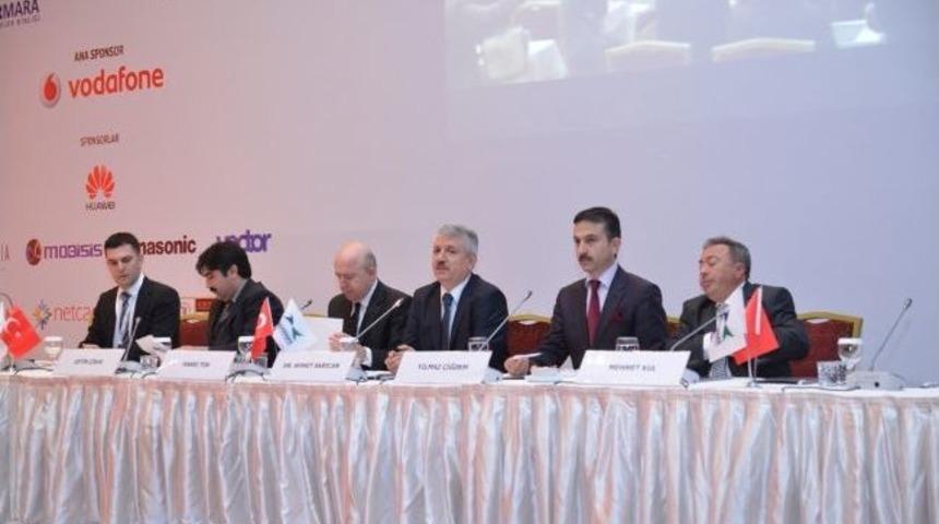 Akıllı Belediyecilik Zirvesinde &Ouml;rnek Projeler Anlatıldı