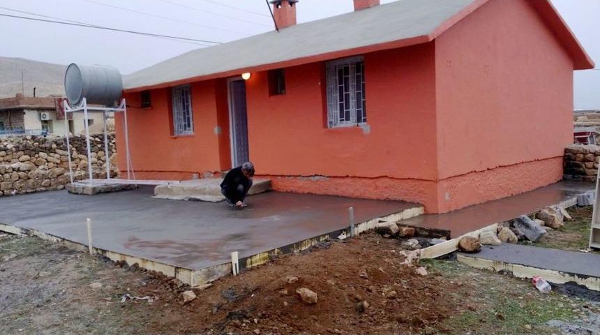 Derik&rsquo;in K&ouml;ylerindeki Anasınıfları Yenileniyor