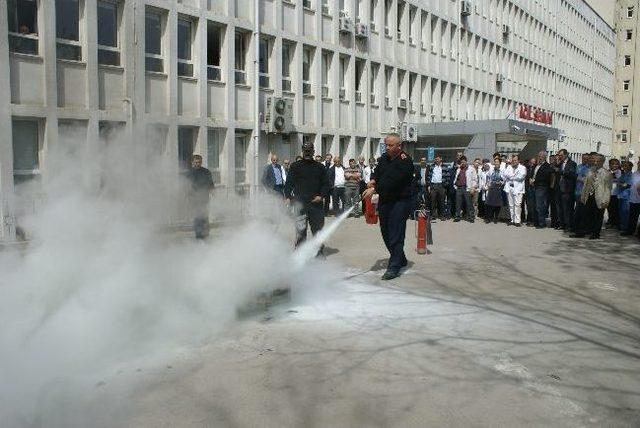 Gazi Hastanesi’nde Yangın Tatbikatı