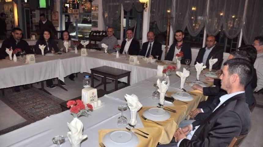 Başkan Altung&uuml;n, Gen&ccedil;lerle Bir Araya Geldi