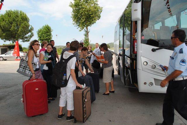 Sıkı Denetimlerle Manavgat'ta Turist Taşıyan Otobüs Kazası Sıfıra Indi