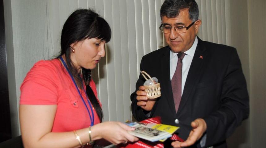 Manavgat'ta Turistleri Rahatsız Edenlere Izin Verilmeyecek