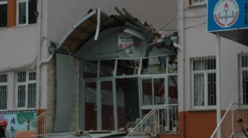 Denizli&rsquo;de Okul &Ccedil;atısının G&ouml;&ccedil;mesi