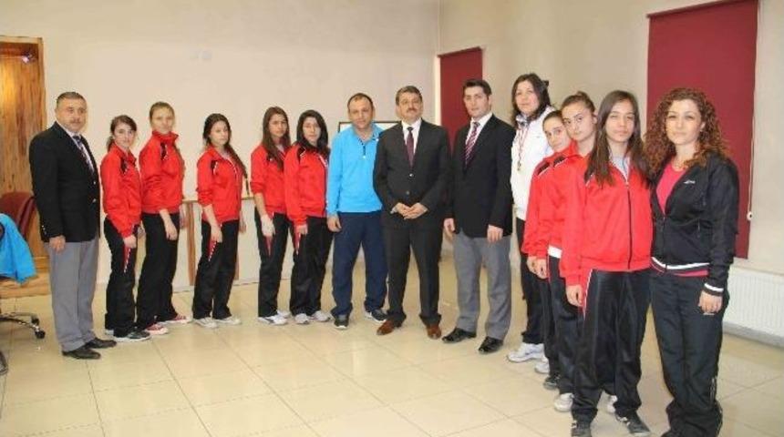 Bayan Boks&ouml;rlerden Başkan Akın&rsquo;a Ziyaret