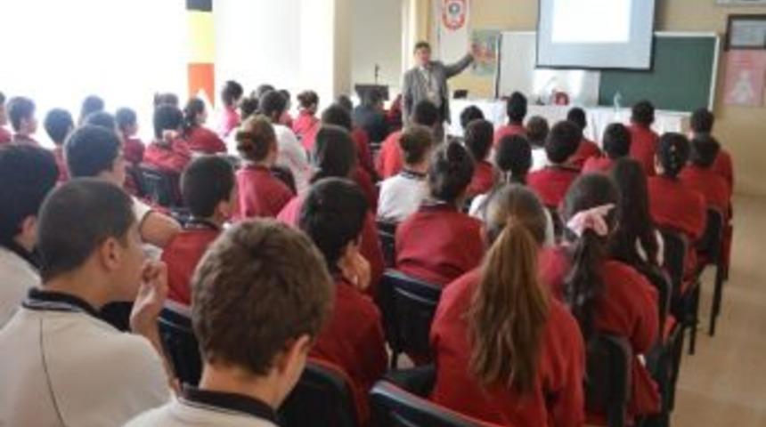&Ouml;ğrencilere Kanserden Korunma Semineri