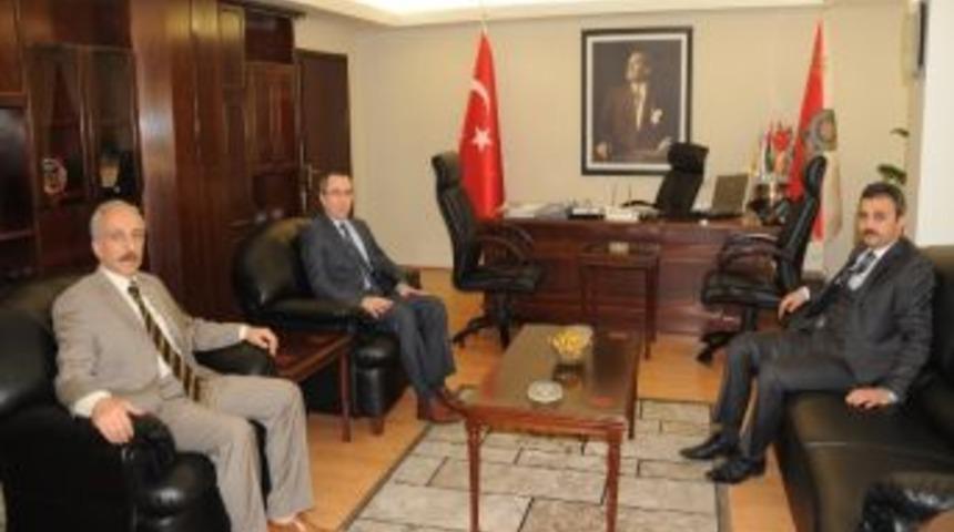 Başkan K&uuml;lc&uuml;&rsquo;den Emniye M&uuml;d&uuml;r&uuml; Doğan&rsquo;a Taziye Ziyareti