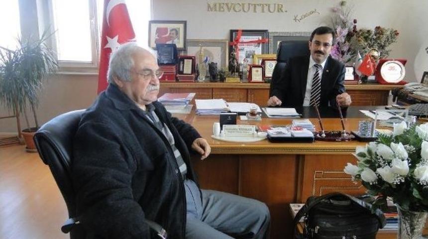 Aşık G&uuml;labi Kaymakam Şahin&rsquo;i Ve Başkan Uzunkaya&rsquo;yı Ziyaret Etti