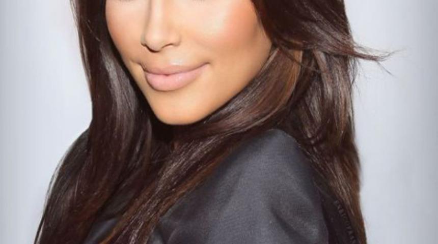 Kim Kardashian'ın g&ouml;z makyajı nasıl yapılır?