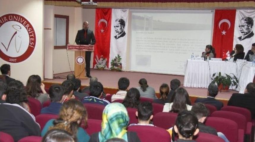 Ne&uuml;&rsquo;de &ldquo;m&uuml;hendislik G&uuml;nleri&rdquo; Konulu Panel