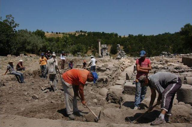 Muğla’da Uluslararası Kazı Sempozyumu