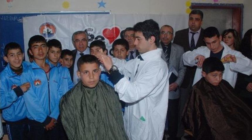 Sevgi &Ccedil;ocukları Kuaf&ouml;rde