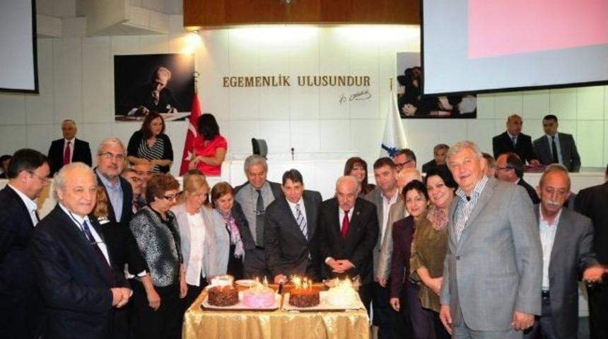 Konak Belediyesi&rsquo;nin 2012 Yılı Faaliyet Raporu, Oy &Ccedil;okluğu İle Kabul Edildi