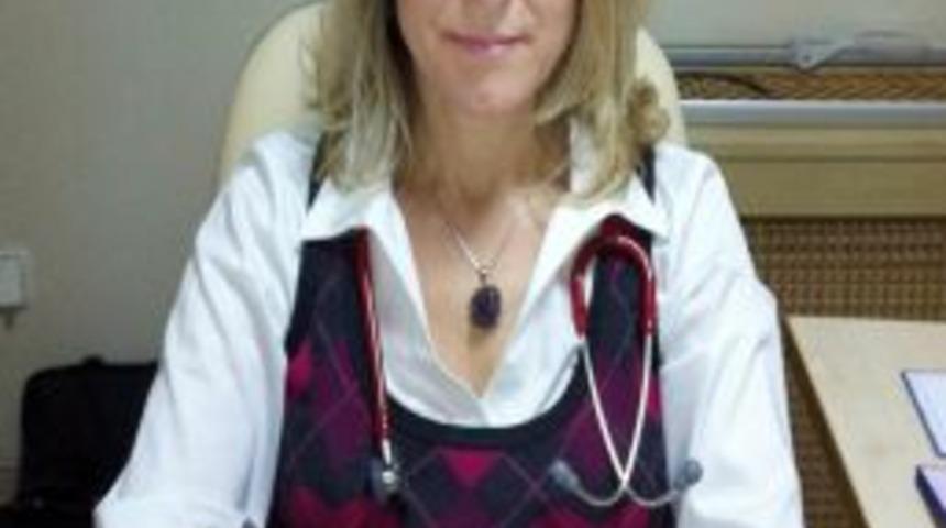 'Refl&uuml; Hastalığı Bebeklerde De G&ouml;r&uuml;lebilir'