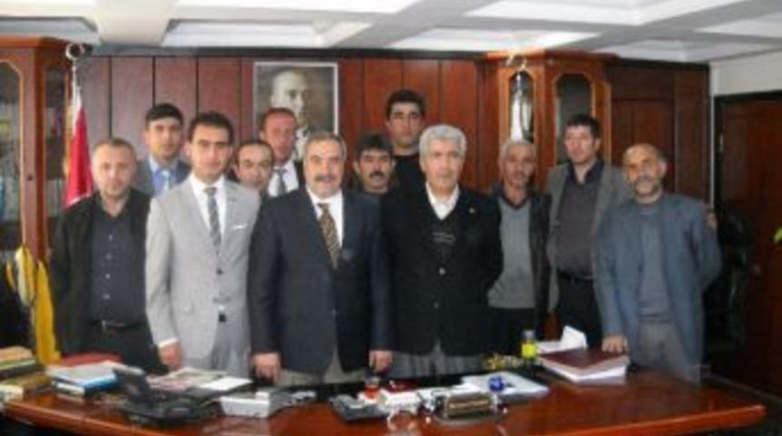 Ülkü Ocaklarından Başkan Yılmaza Ziyaret