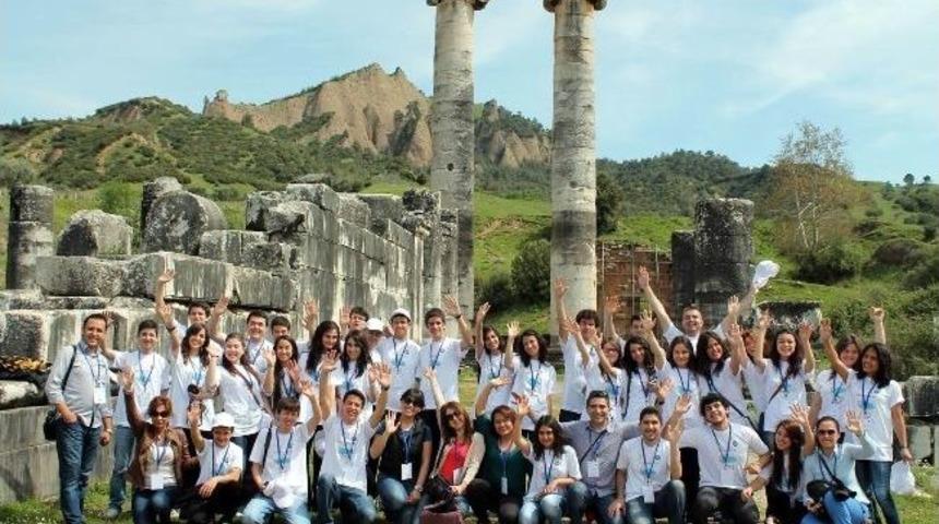 Salihli Lisesi&rsquo;nde 'sesimiz &Ccedil;ığlık Olsun' Proje Finali Başladı