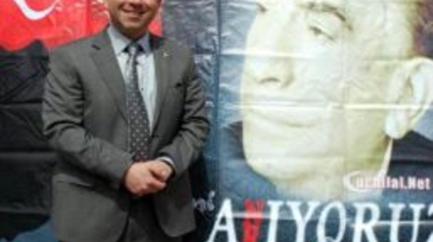 Mhp'li Sakarya, Alpaslan T&uuml;rkeş'i Andı