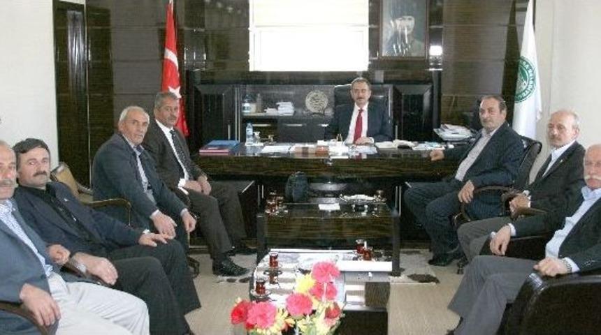 Muhtarlar, Başkan D&uuml;ndar&rsquo;ı Kutladılar