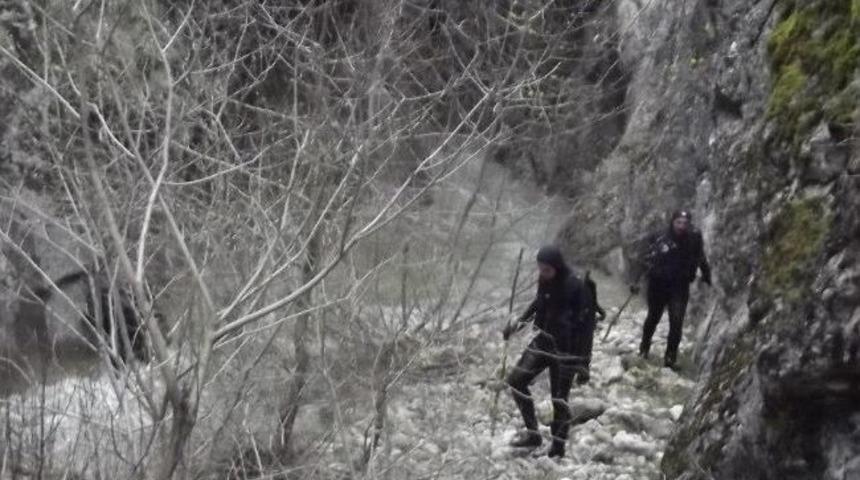 Kaybolan yaşlı adam &ouml;l&uuml; bulundu