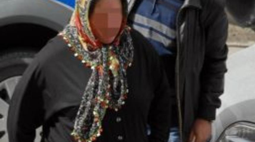 39 Sabıkası Bulunan Dolandırıcı Kadın Yine Yakalandı
