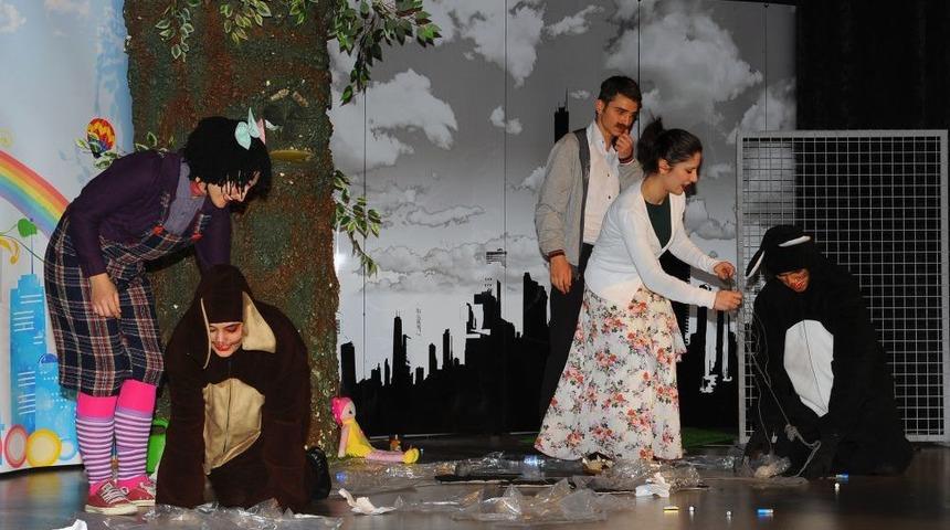 Trabzon'da Minik &Ccedil;evre M&uuml;fettişleri Yetişiyor