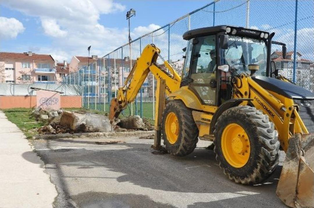 Kapalı Spor Salonunda Tadilat