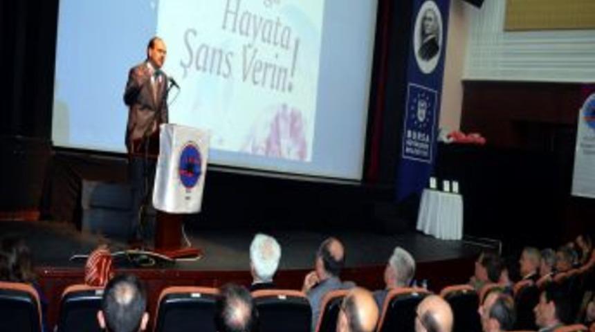 Op. Dr. Baştuğ: Kanser Korkulacak Bir Hastalık Değil