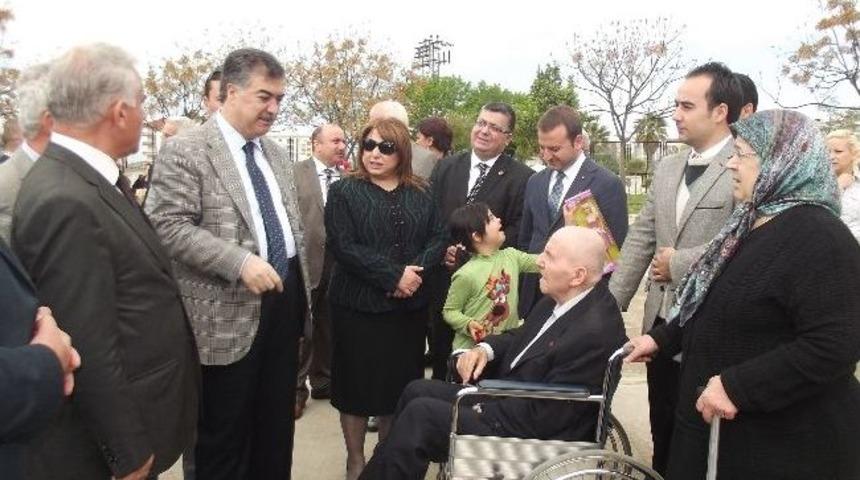 Ayto&rsquo;dan &Ouml;zel &Ccedil;ocuklara Destek