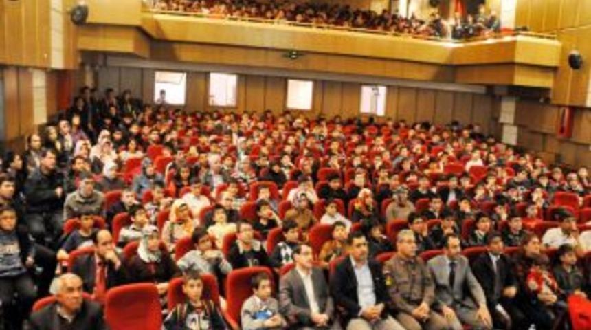 Maltepeli &Ouml;ğrenciler, K&ouml;t&uuml; Alışkanlıklara Karşı Uyarıldı