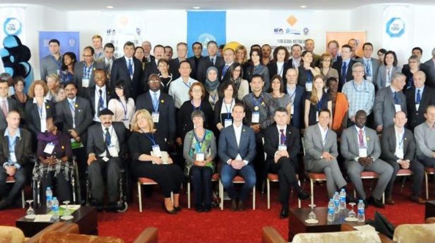 Karayolu G&uuml;venliği Toplantısı Başladı