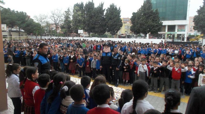 Hatay Polisi 'Gangnam Style' Dansı Yaptı