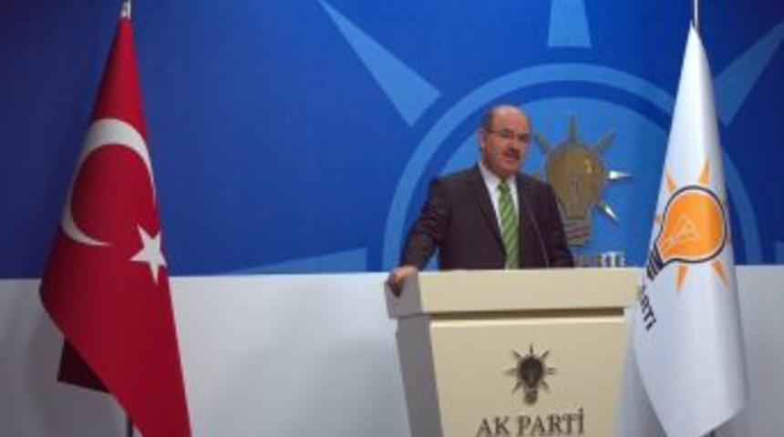 H&uuml;seyin &Ccedil;elik: Akil Insanlar Heyeti Bir &Ouml;rneklemdir