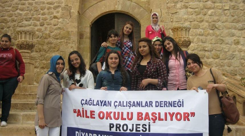 Bing&ouml;ll&uuml; Kızlar G&uuml;neydoğu Gezisi Yaptı