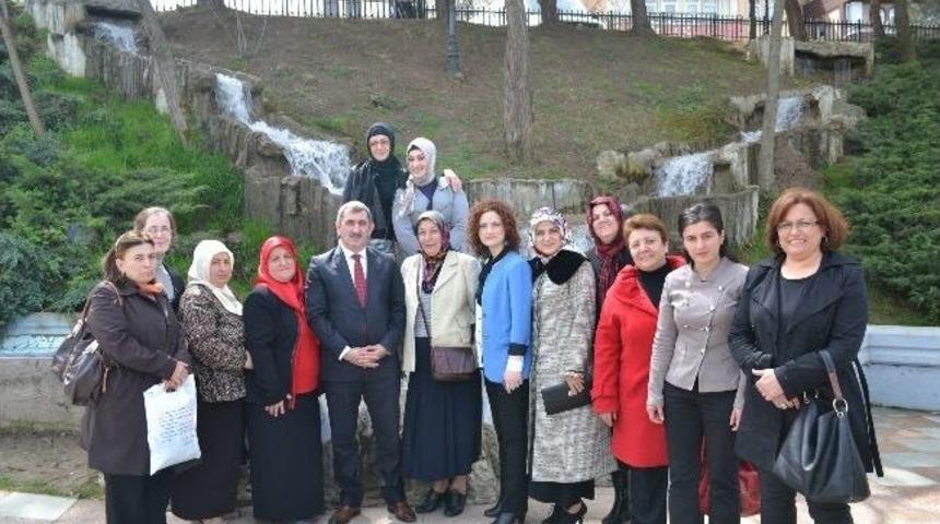 Başkan K&ouml;ktaş, İl&ccedil;e Kadın Kolları Başkanları İle Bir Araya Geldi
