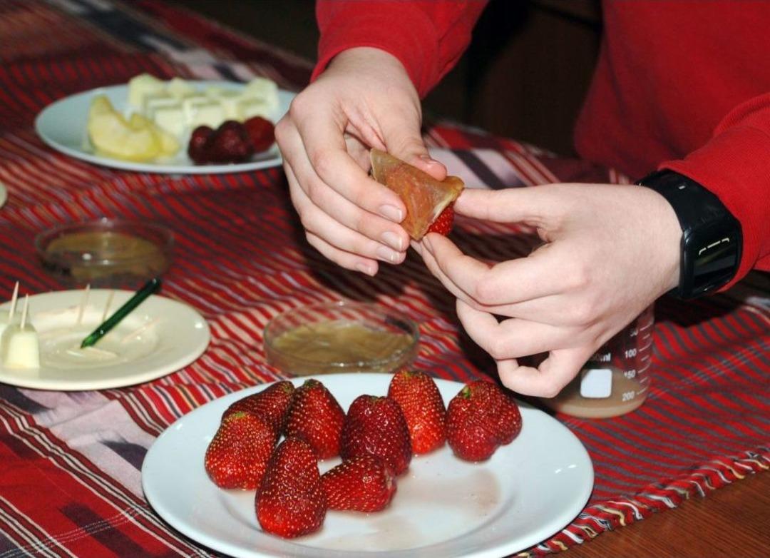 &Ouml;ğrenciler Yenilebilir Ambalaj &Uuml;retti